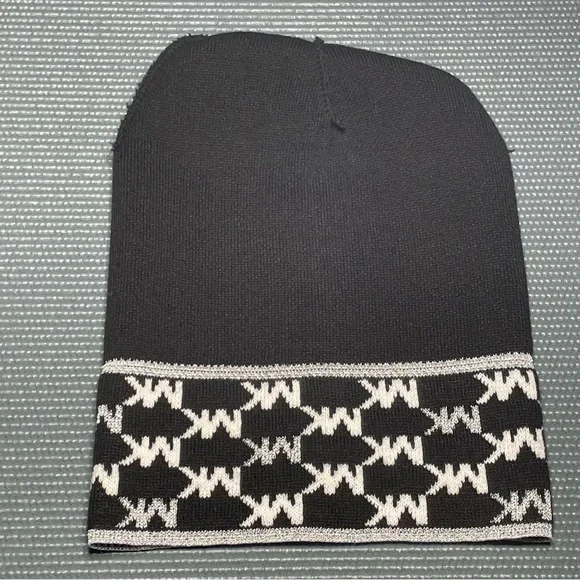 Michael Michael Kors Womens Knit Cuffed Winter Beanie Hat 539330C Black Multi OS - Picture 5 of 16